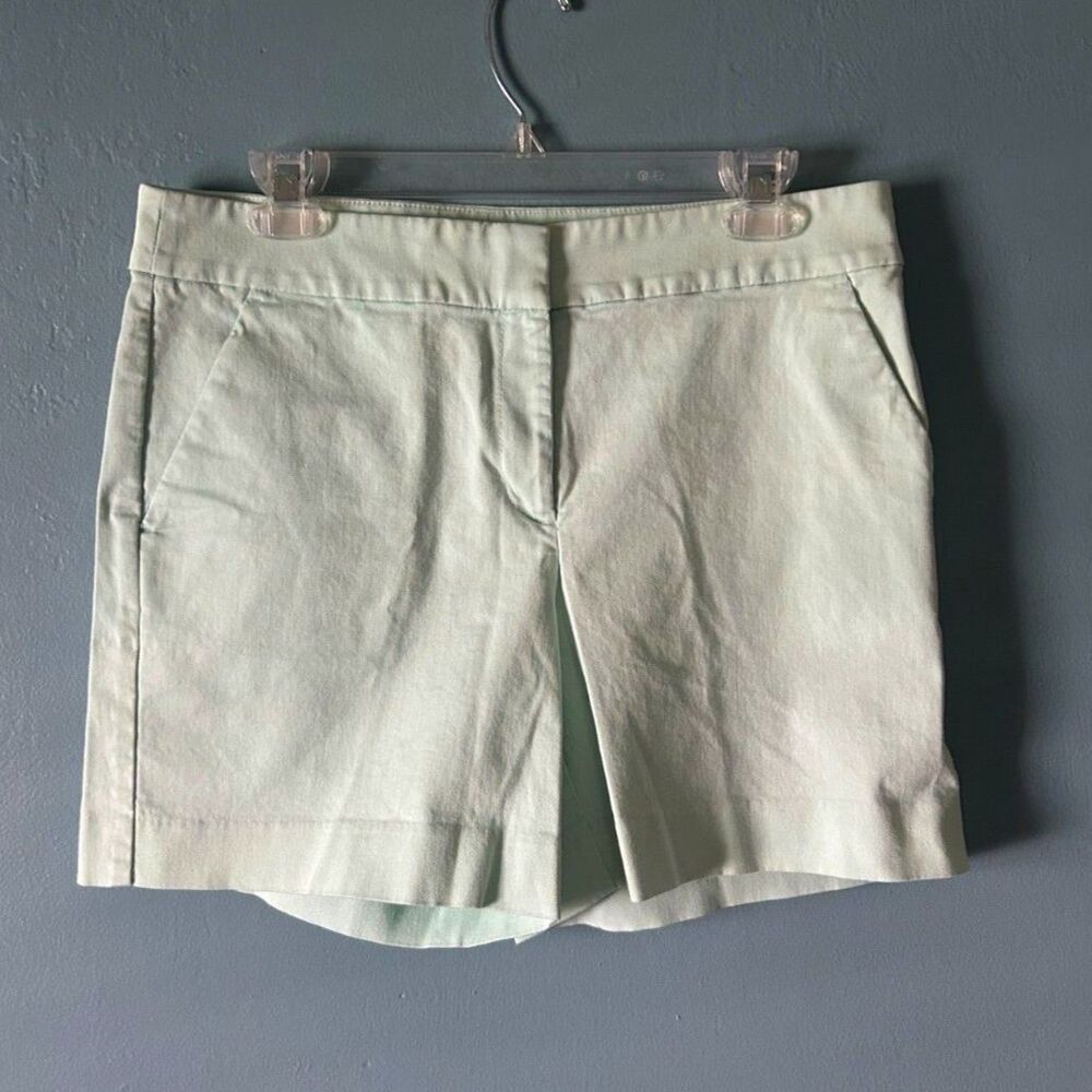 Loft mint green shorts size 6 inseam 6"